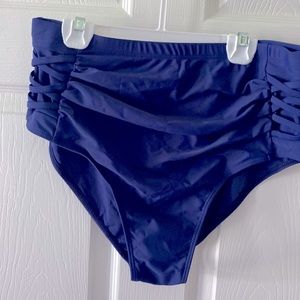 DACI BOTTOMS SIZE 12